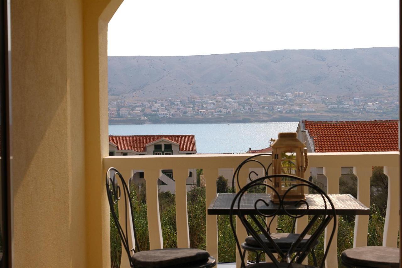 Villa Luka Pag Town Exterior photo